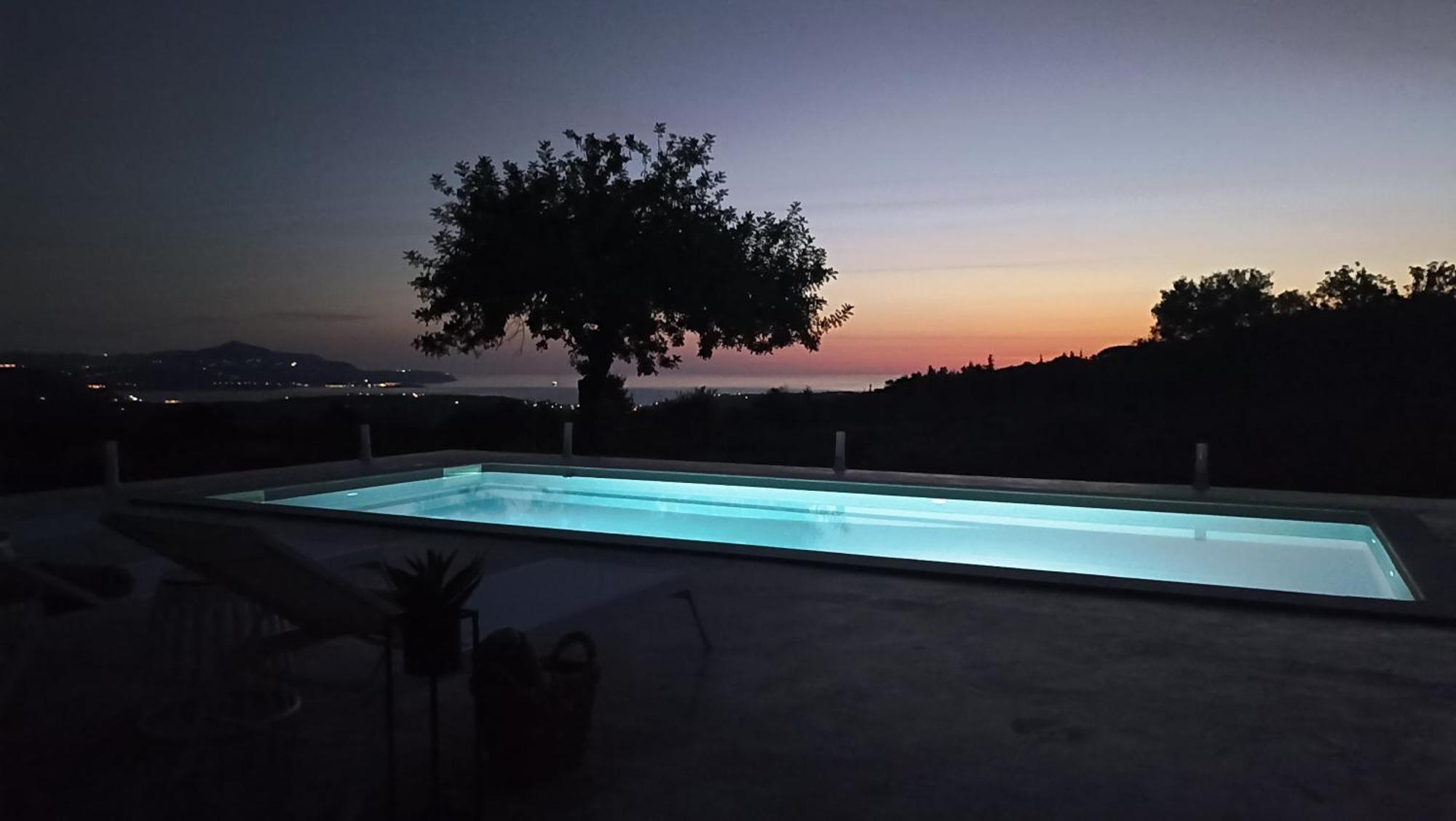 Stone Villa Halepa With Panoramic View. Neon Khorion  エクステリア 写真
